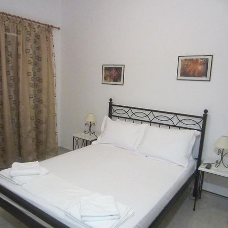 Katerina Apartments Triovasálos 외부 사진