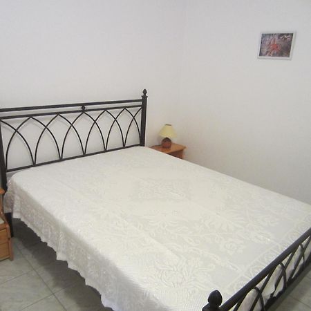 Katerina Apartments Triovasálos 외부 사진