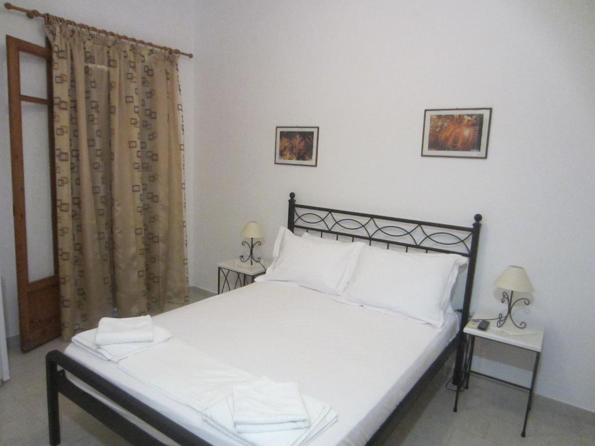 Katerina Apartments Triovasálos 외부 사진