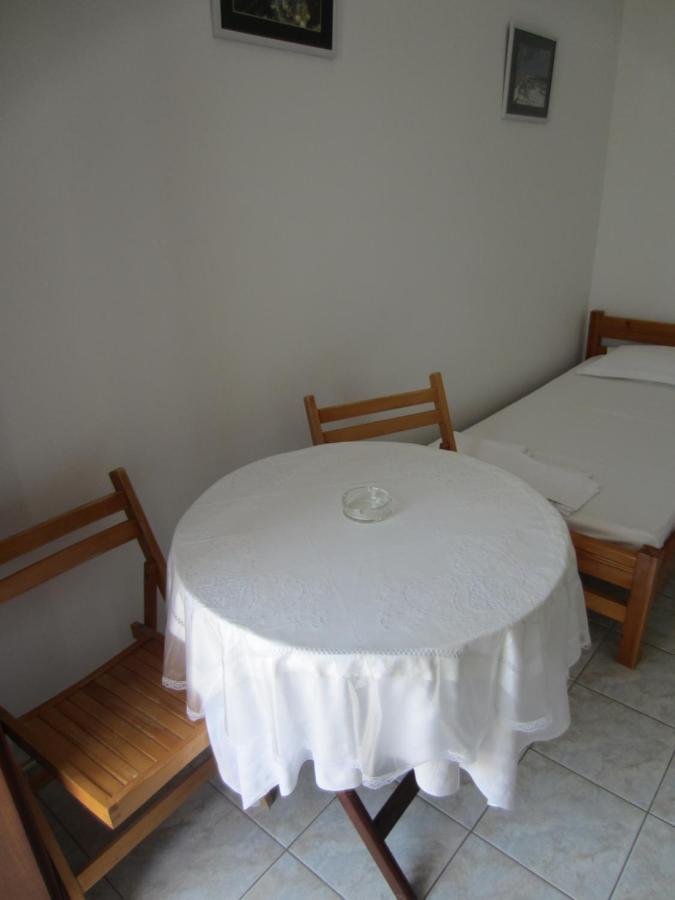 Katerina Apartments Triovasálos 외부 사진