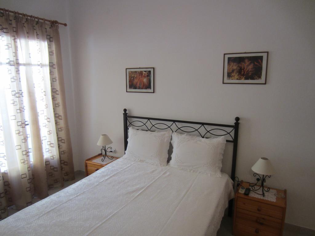 Katerina Apartments Triovasálos 외부 사진